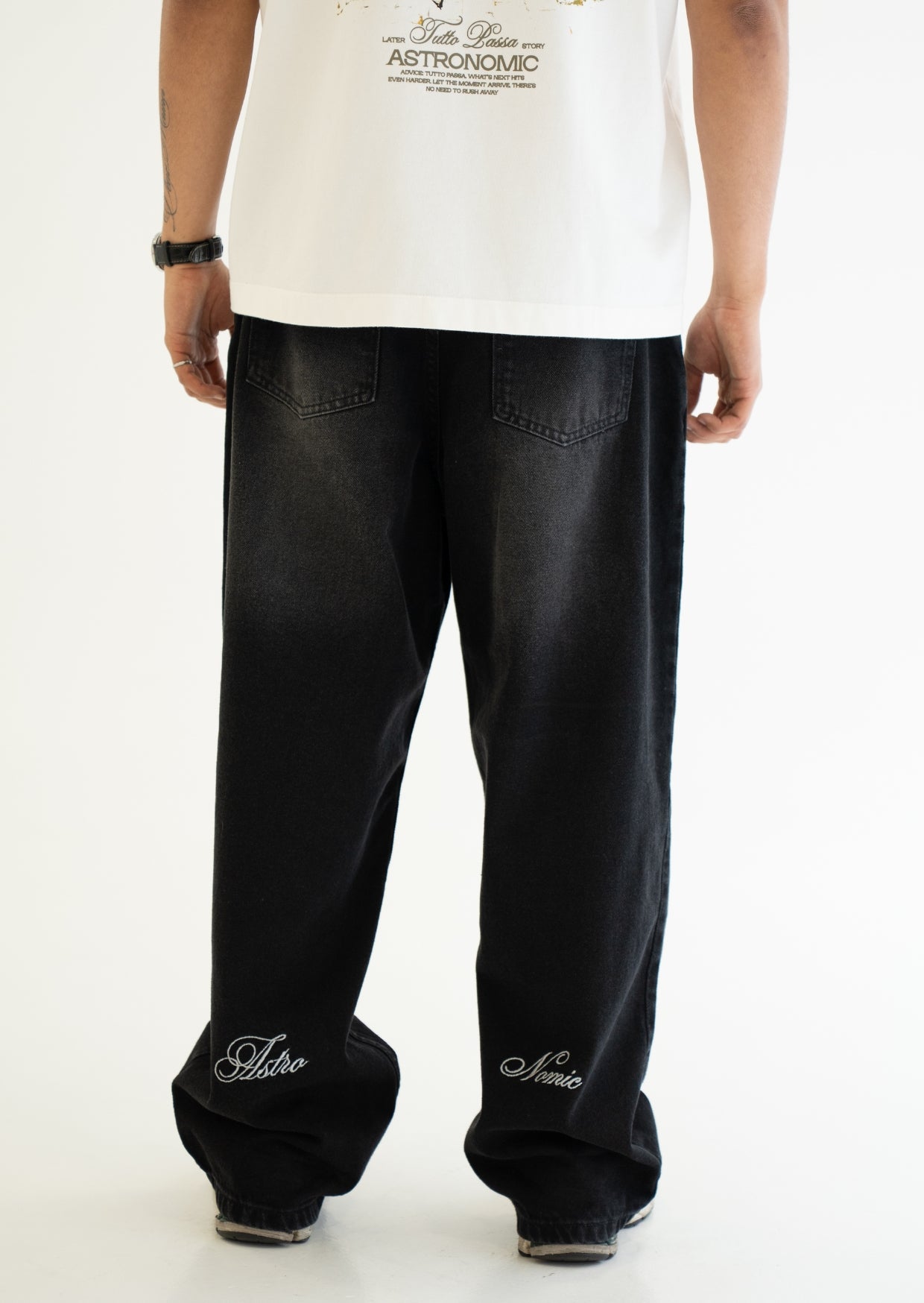 Wide fit Jean - Negro Desgastado