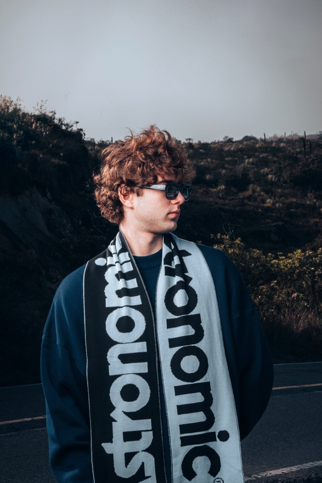 Bufanda - Negra y Azul pastel - Astronomic