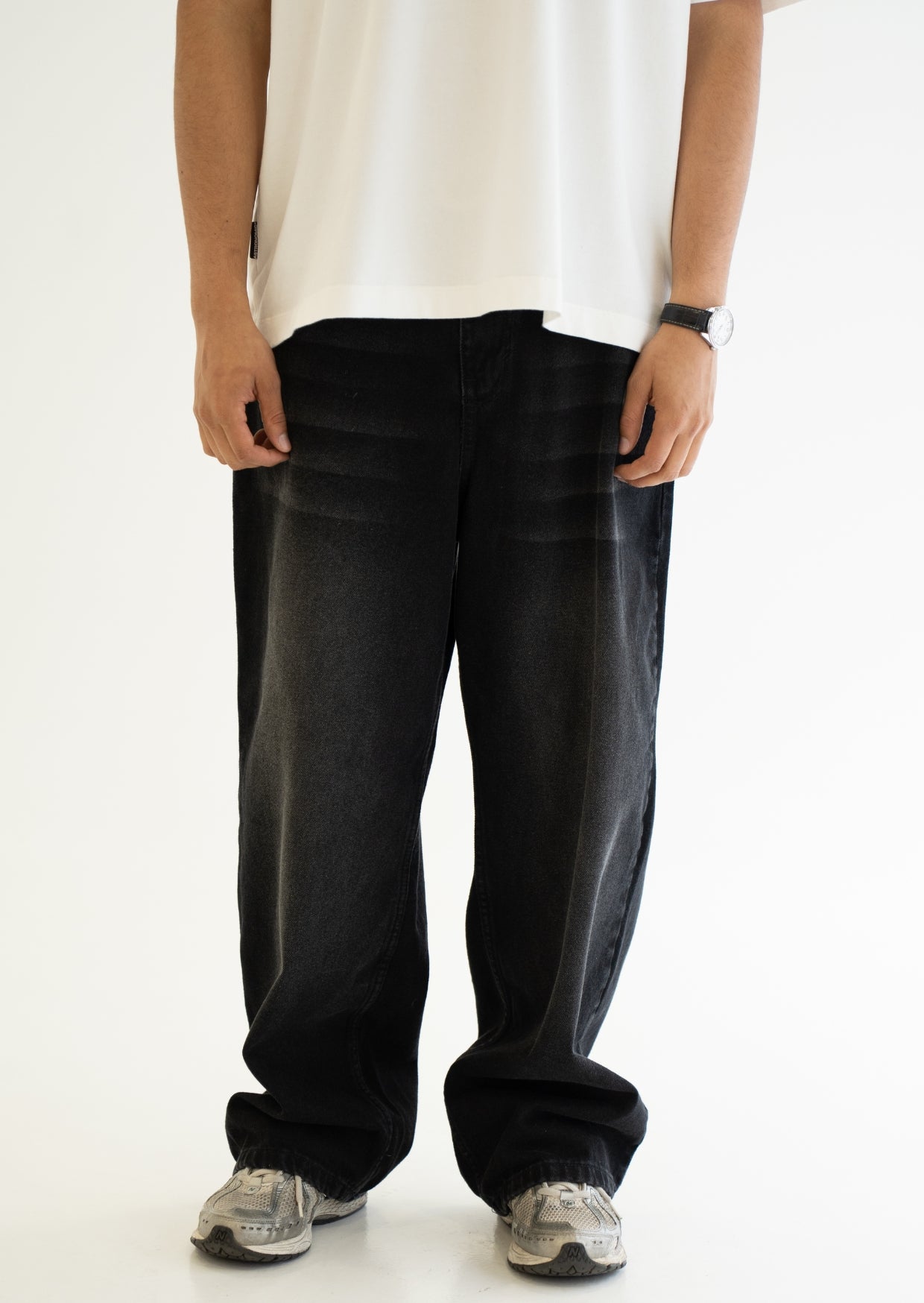 Wide fit Jean  - Negro Desgastado