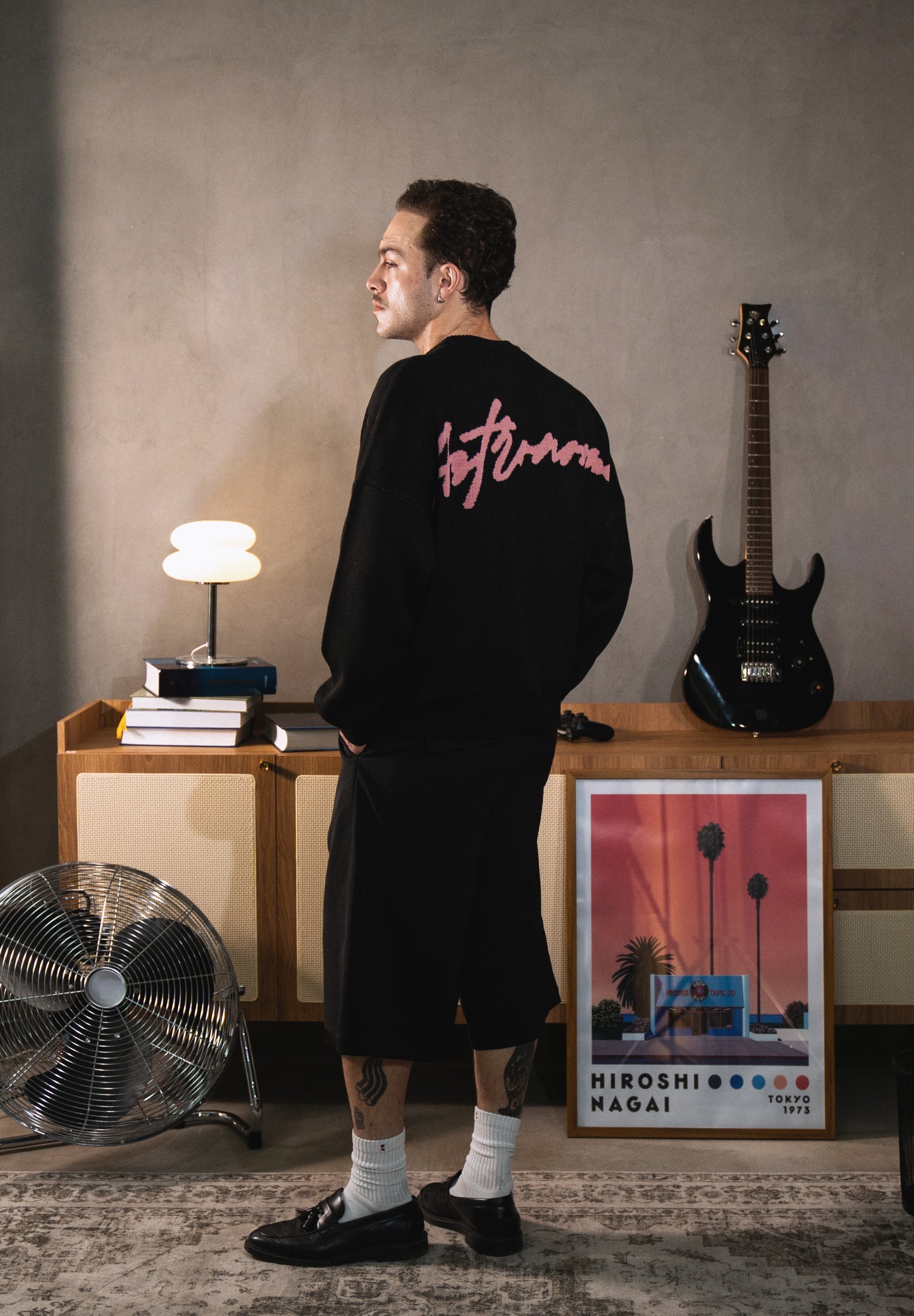 Sweater Signature - Negro y Rosado