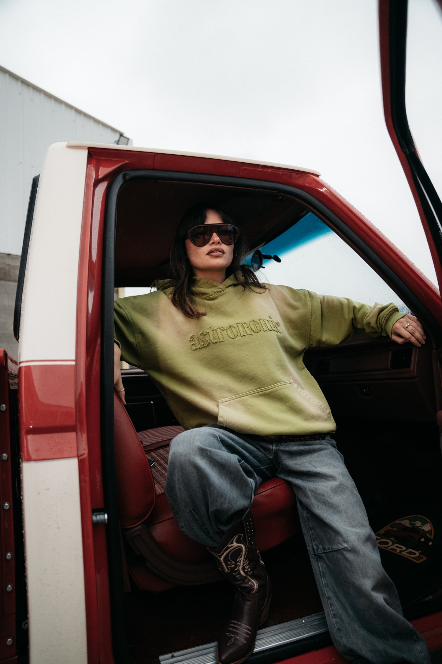 Hoodie Wild Ride - Verde Oliva Desgastado