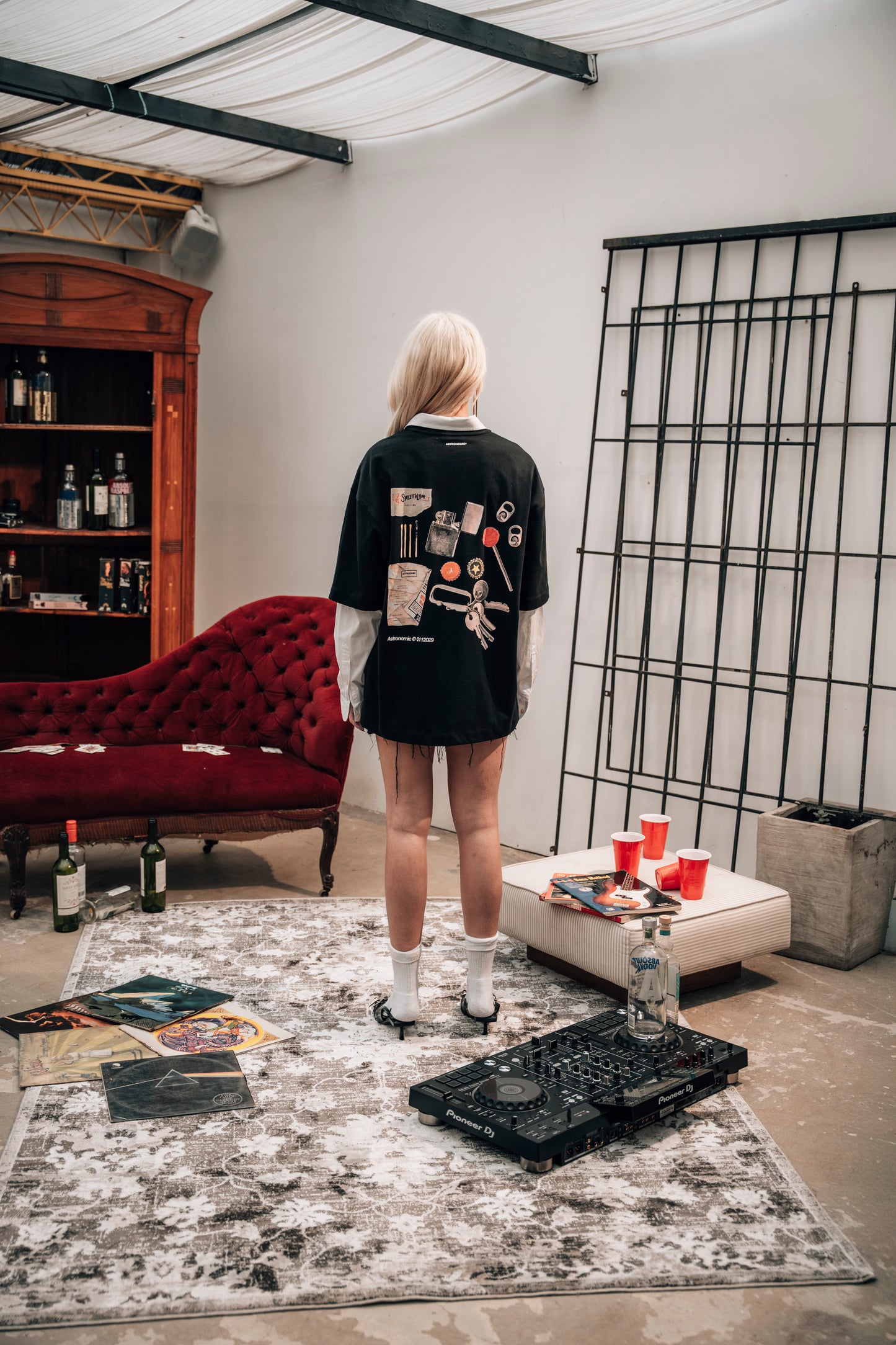 Camiseta Big Mess - Negro