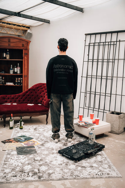 Crewneck Celebration Area - Negro