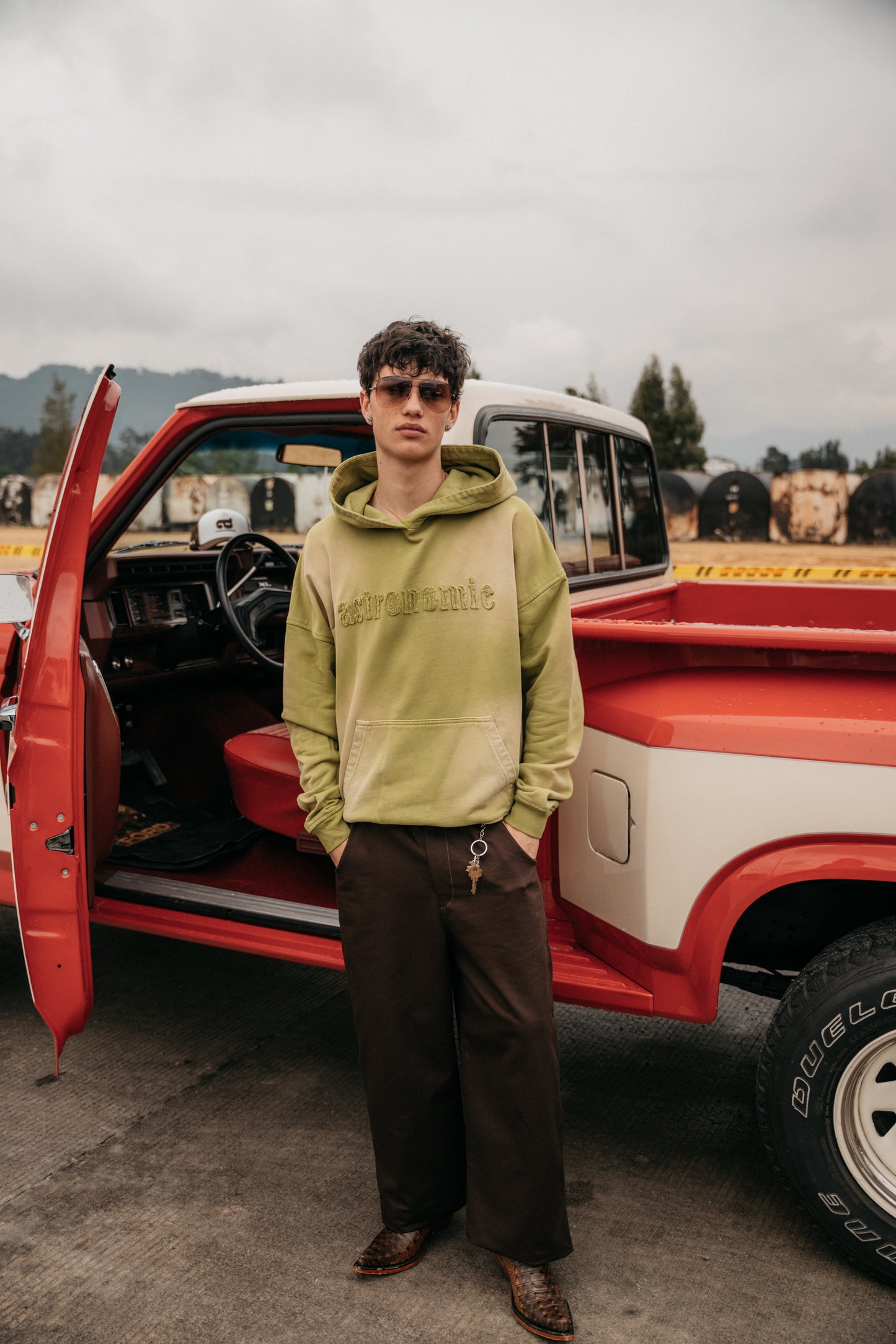 Hoodie Wild Ride - Verde Oliva Desgastado