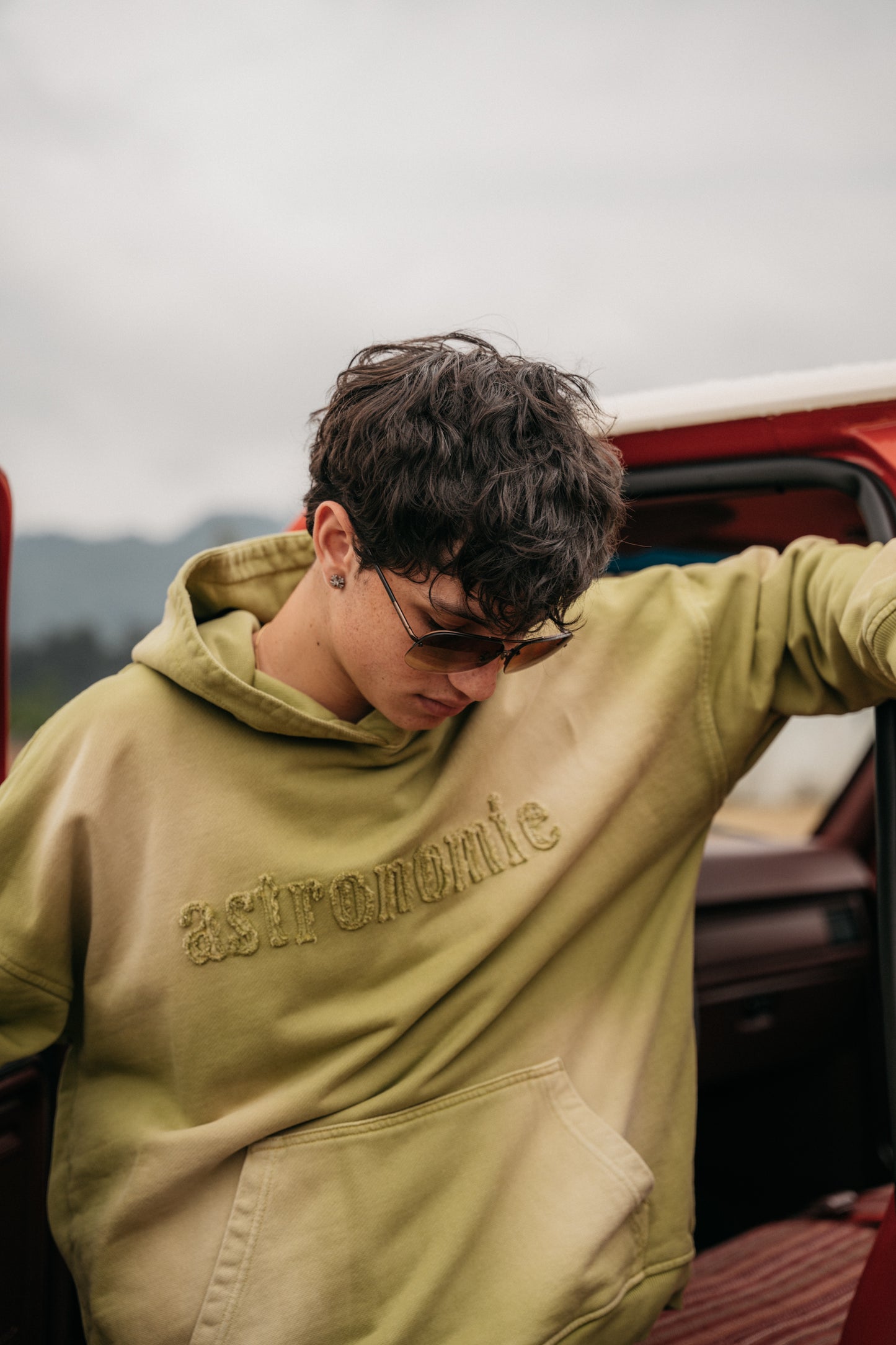 Hoodie Wild Ride - Verde Oliva Desgastado