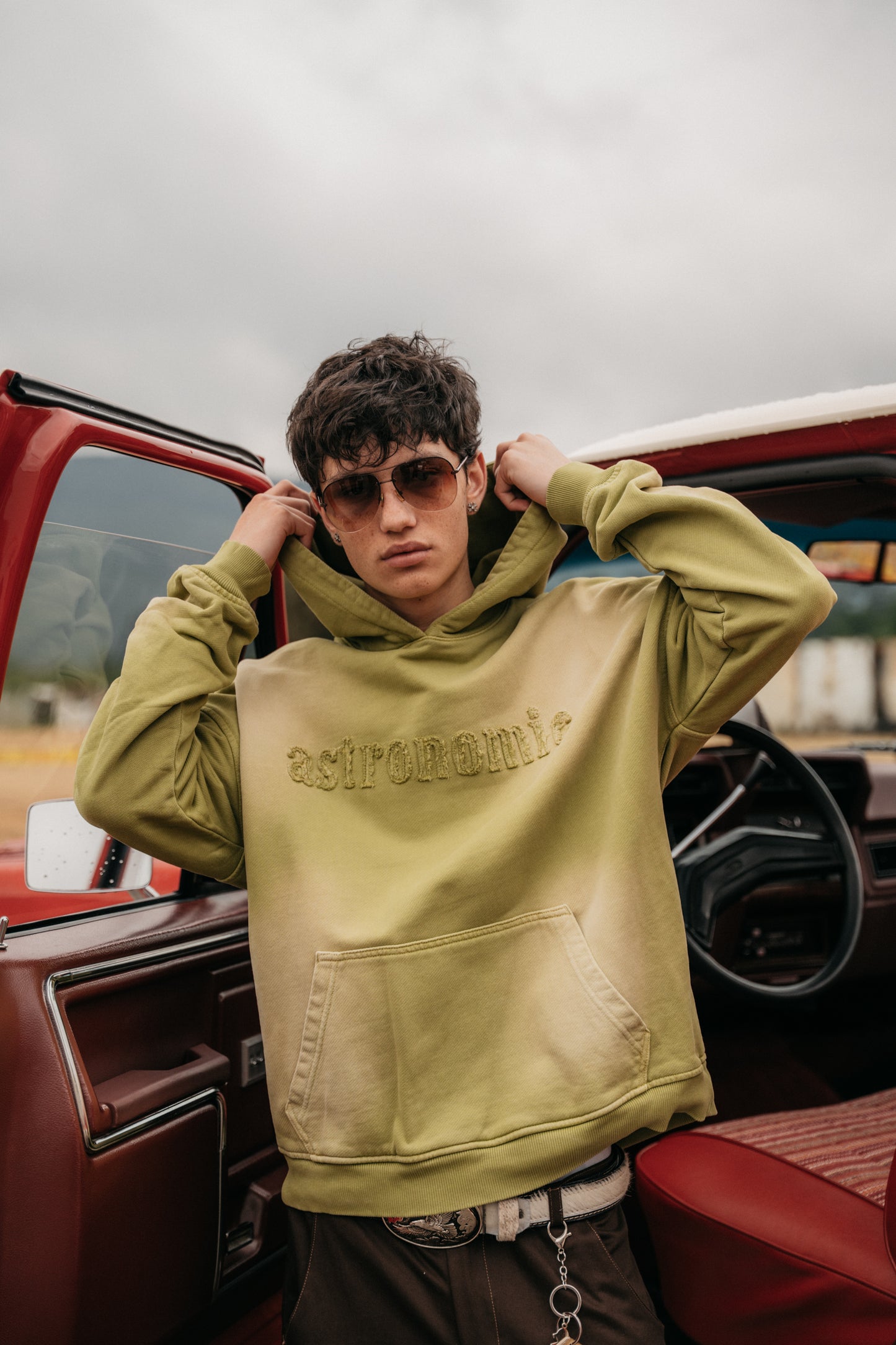 Hoodie Wild Ride - Verde Oliva Desgastado
